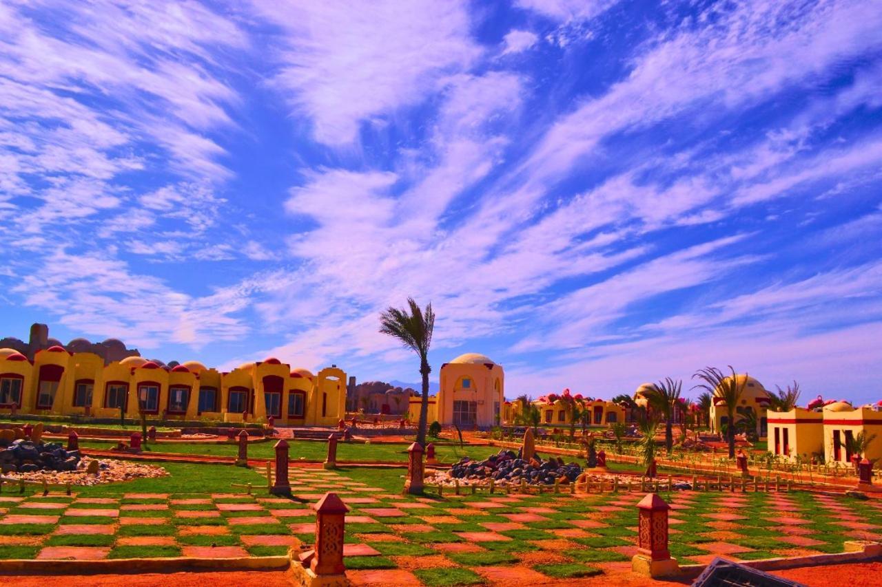 Hostmark Zabargad Beach Resort Abū Ghuşūn Dış mekan fotoğraf