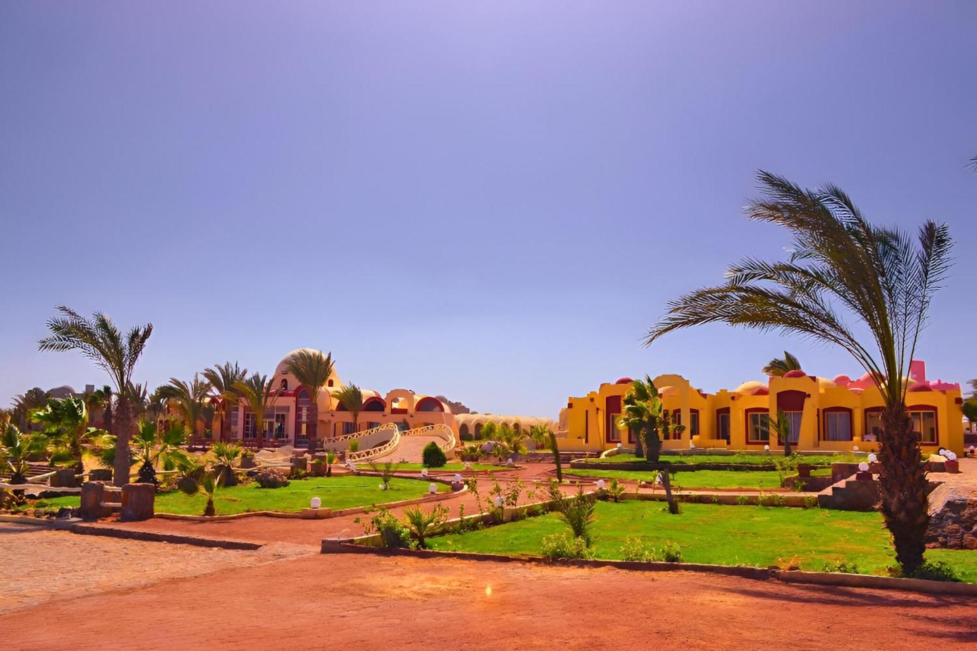 Hostmark Zabargad Beach Resort Abū Ghuşūn Dış mekan fotoğraf